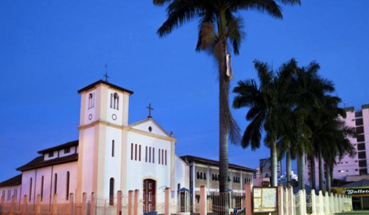 Igreja Matriz de Nossa Senhora das Dores-Caldas Novas-GO