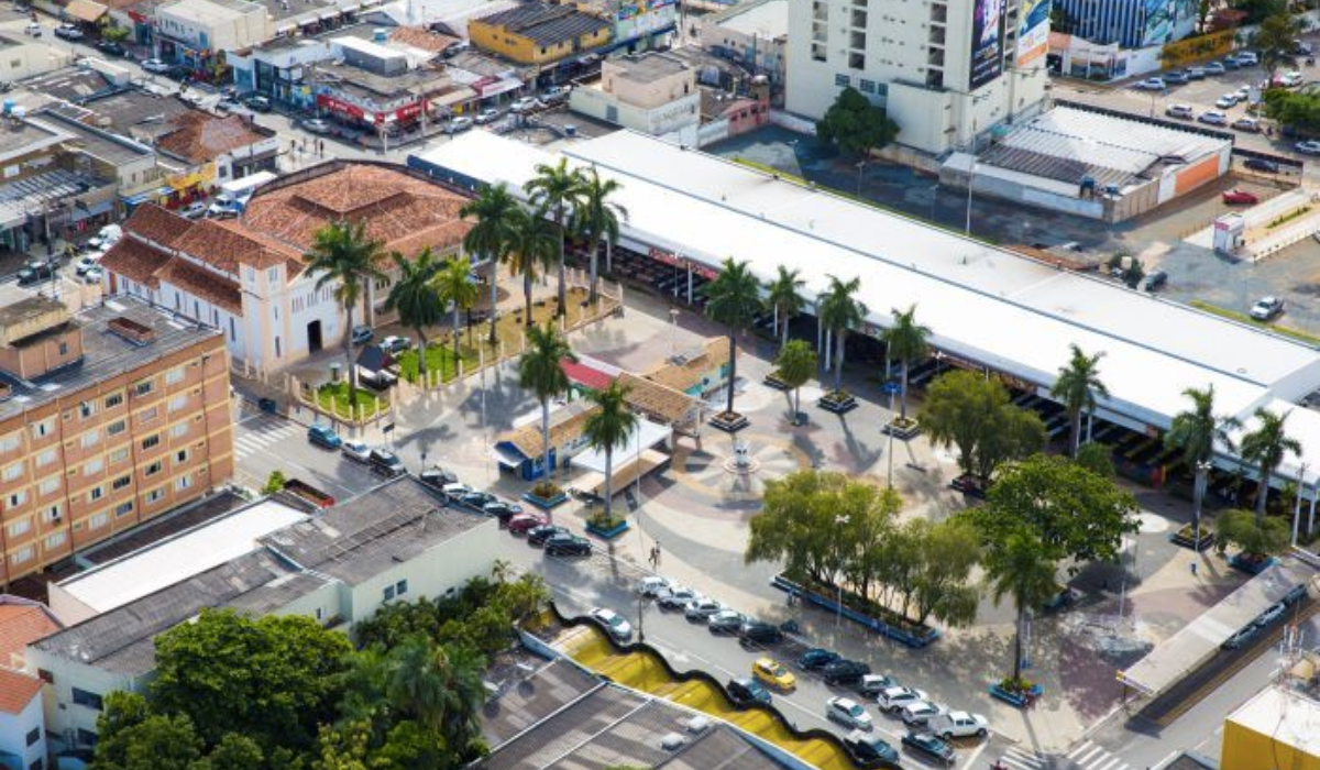 Praça Mestre Orlando Caldas Novas-GO