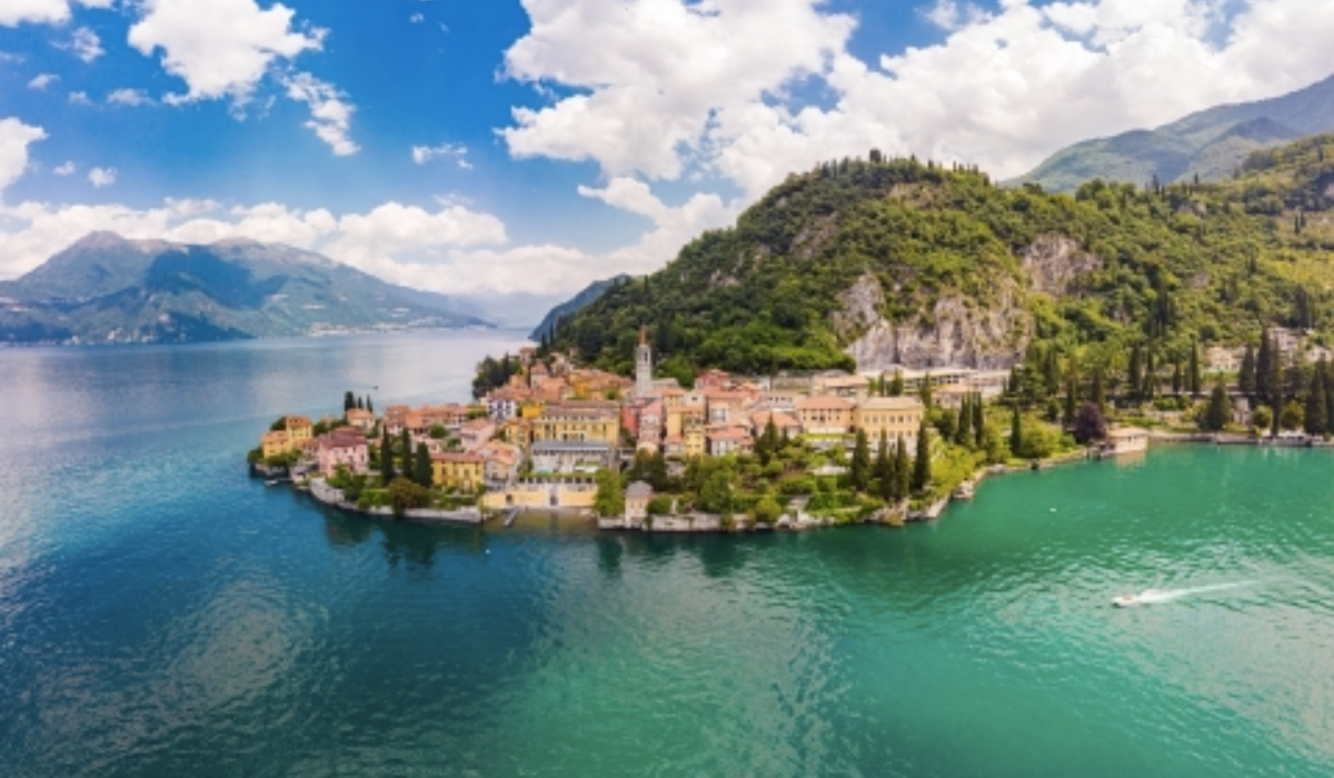 Lago de Como no Inverno/Águas geladas mas os passeios são agradáveis para quem gosta do frio.